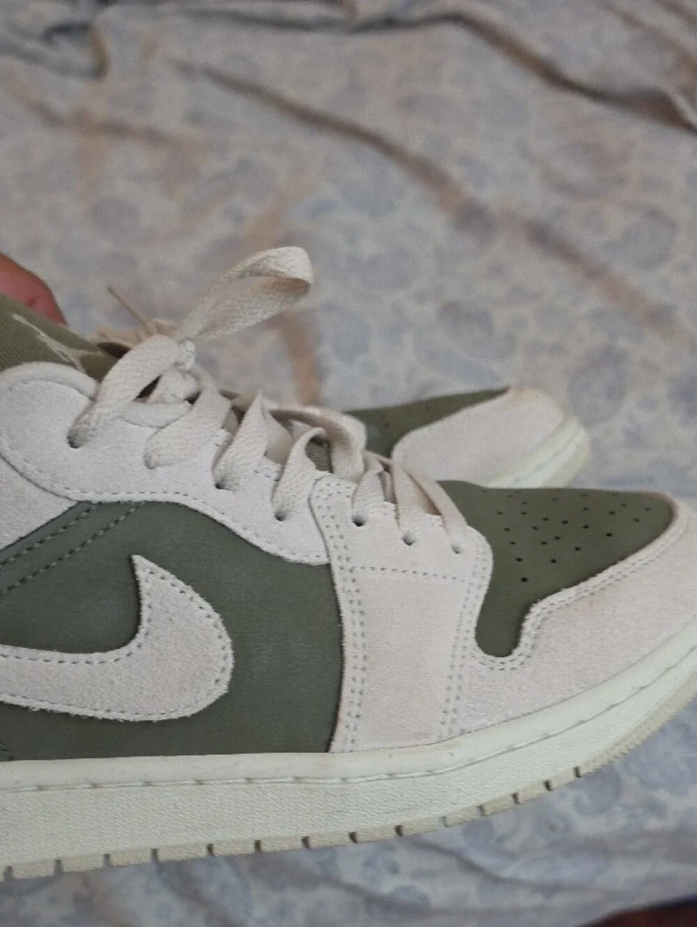 Jordan Low-Top Sneakers in Olive Green and Cream